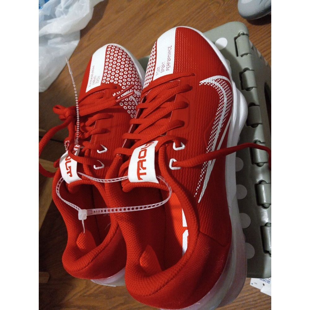 Red Men's Athletic Trainers -